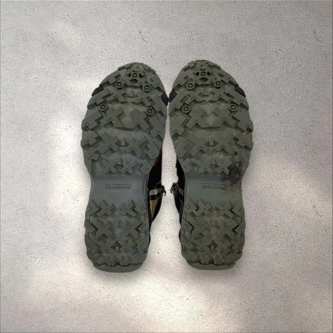 [225-230] 버버리 체크 레더 스웨이드 하이킹 부츠(No.402) 상품이미지6