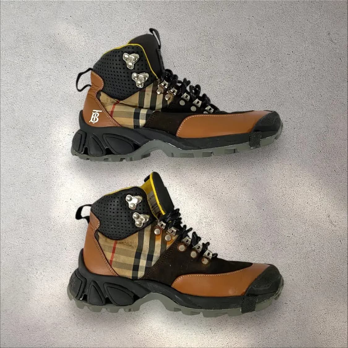 [225-230] 버버리 체크 레더 스웨이드 하이킹 부츠(No.402) 상품이미지8