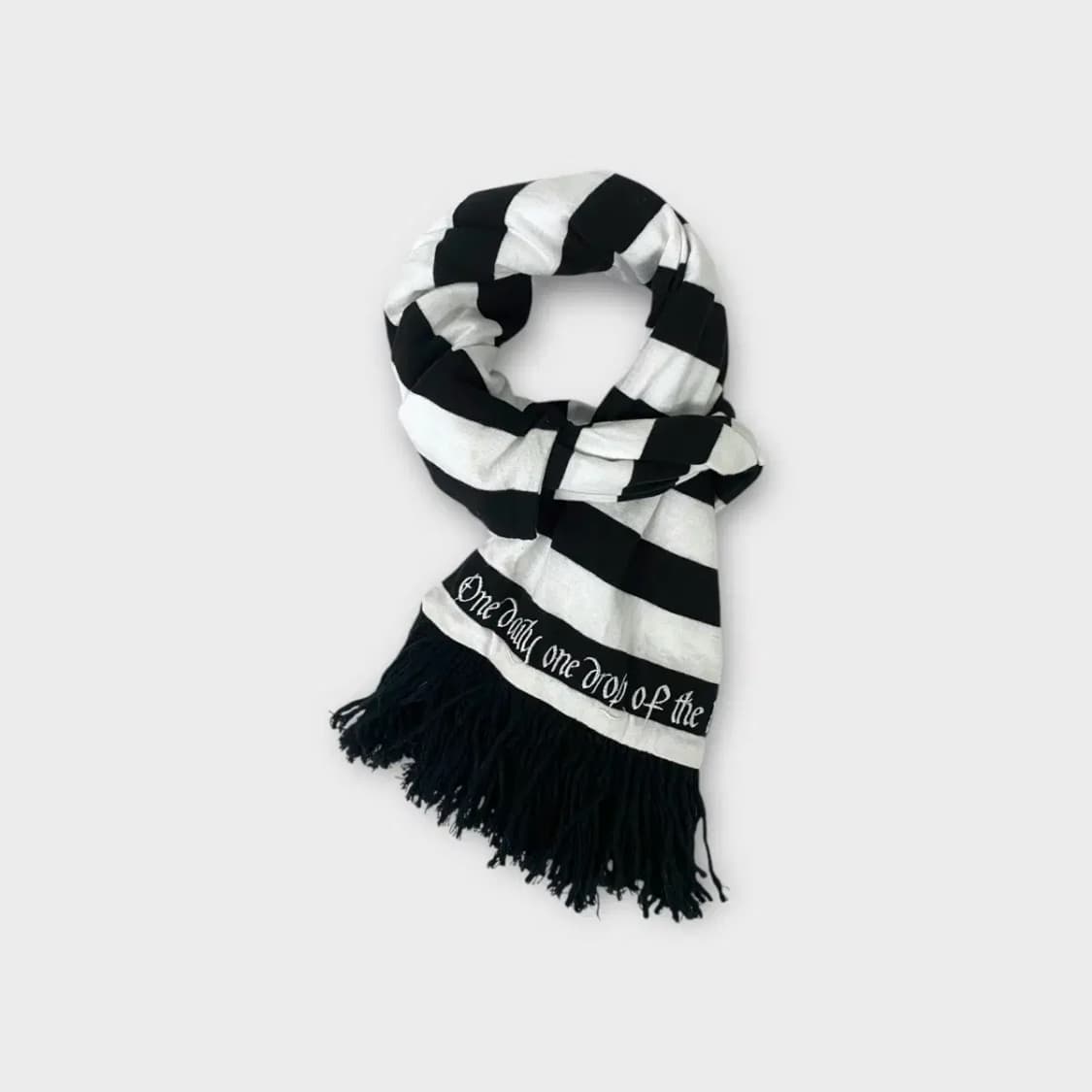 [M14] BLACK ADE 블랙 앤 화이트 스트라이프 머플러 상품이미지2