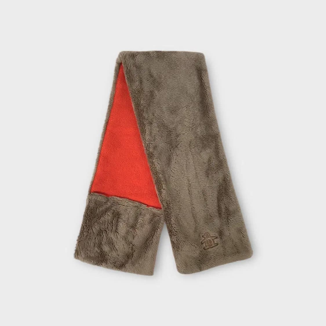 [M21] 먼싱웨어 펭귄 로고 컴팩트 고리 퍼 머플러 상품이미지1