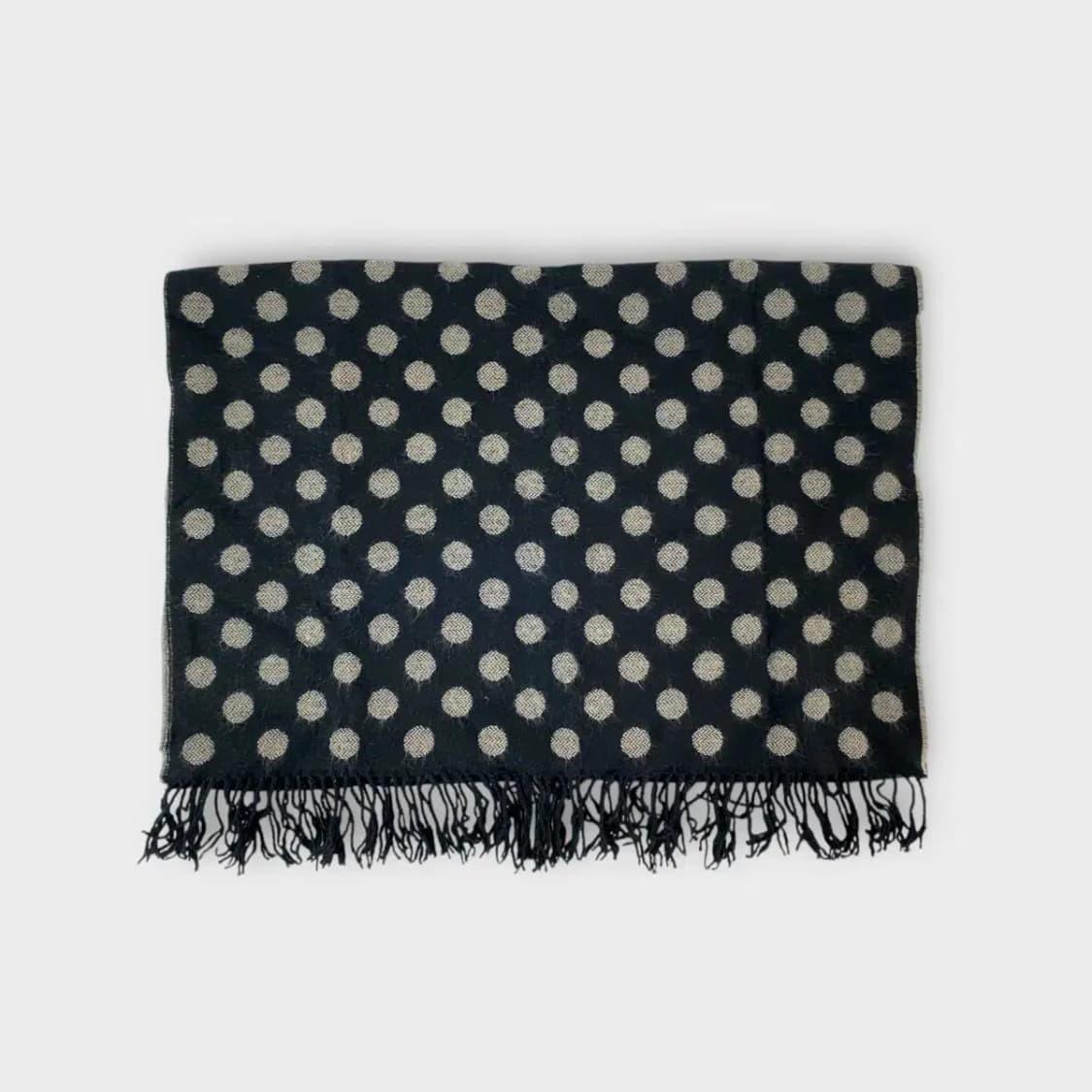 [M26] 도트 땡땡이 패턴 머플러 겸 숄 상품이미지3