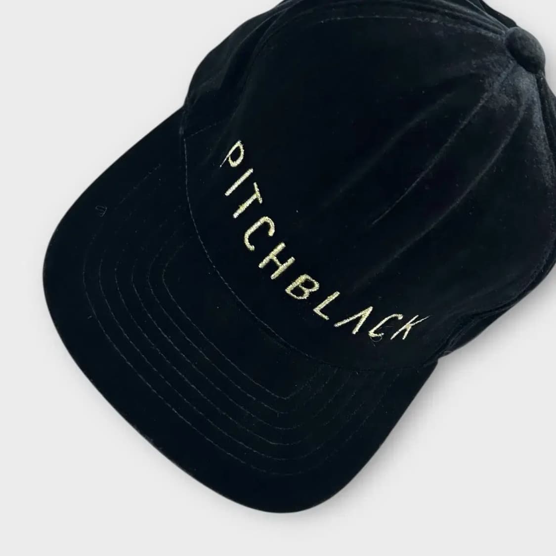 [1494] (새상품) 피치블랙 벨벳 골드 자수 볼캡 상품이미지7