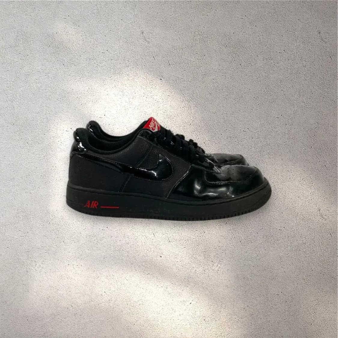 [280]나이키 에어포스1 블랙 글로시 페이턴트 레드 (No.447) 상품이미지5