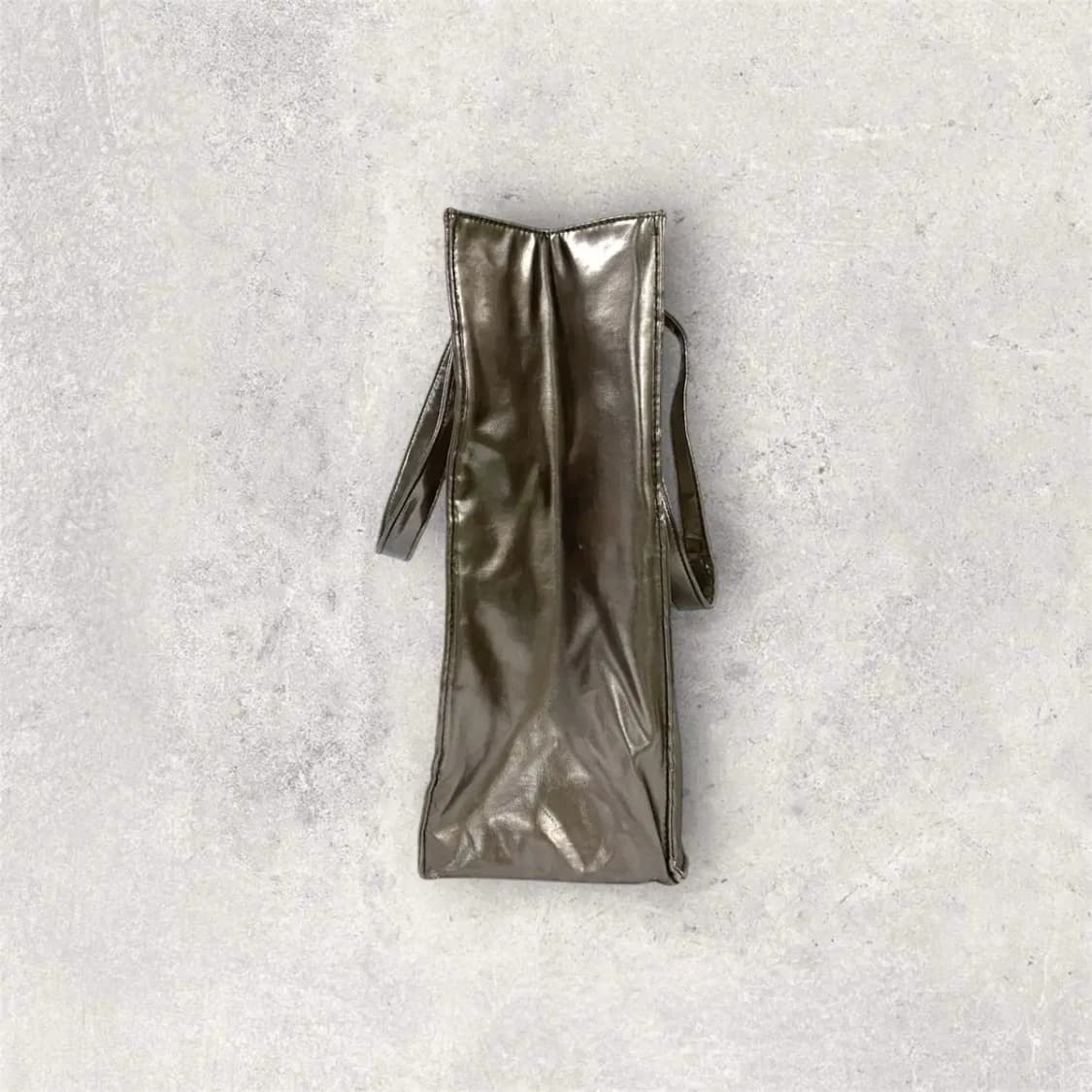 DKNY 실버 메탈릭 토트백 (B254) 상품이미지2