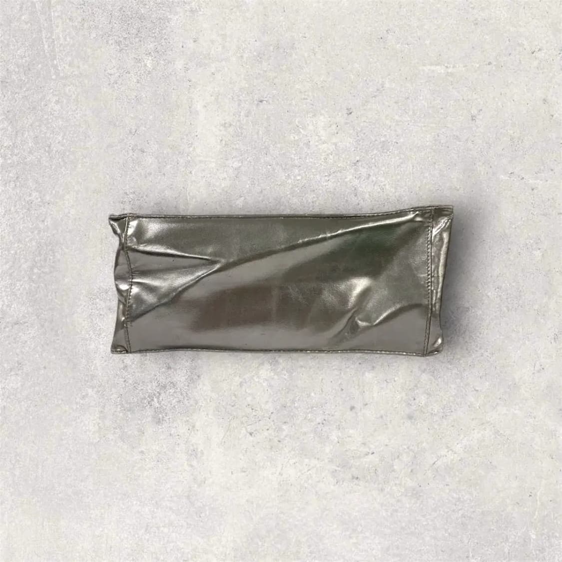 DKNY 실버 메탈릭 토트백 (B254) 상품이미지4