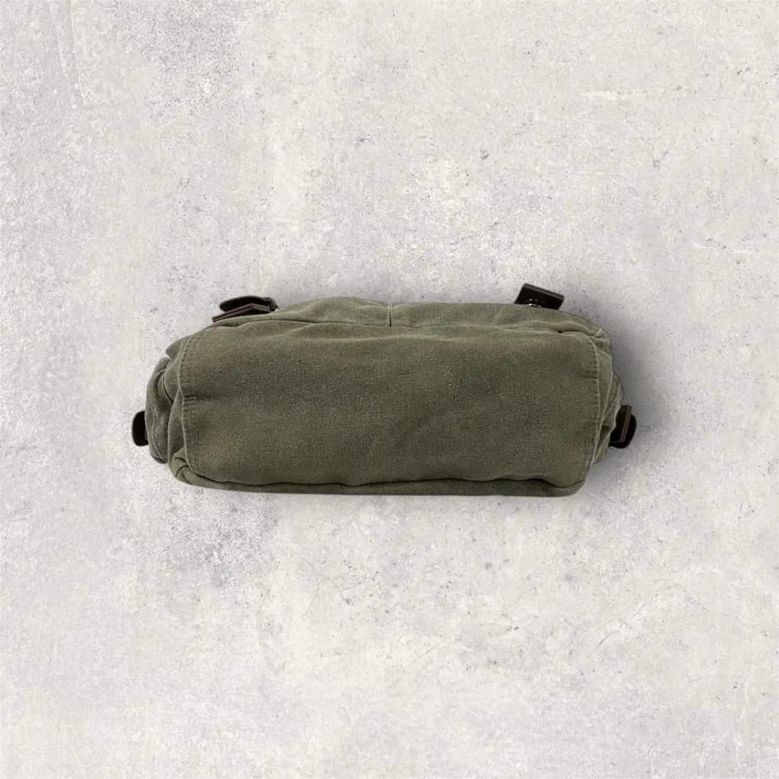 캘빈클라인 빈티지 그린 캔버스 크로스바디백 (B261) 상품이미지4