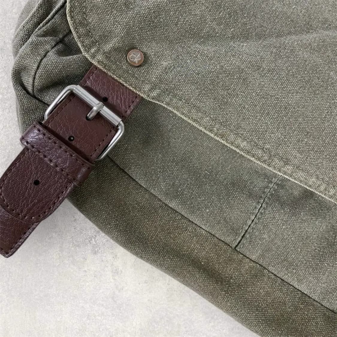 캘빈클라인 빈티지 그린 캔버스 크로스바디백 (B261) 상품이미지6