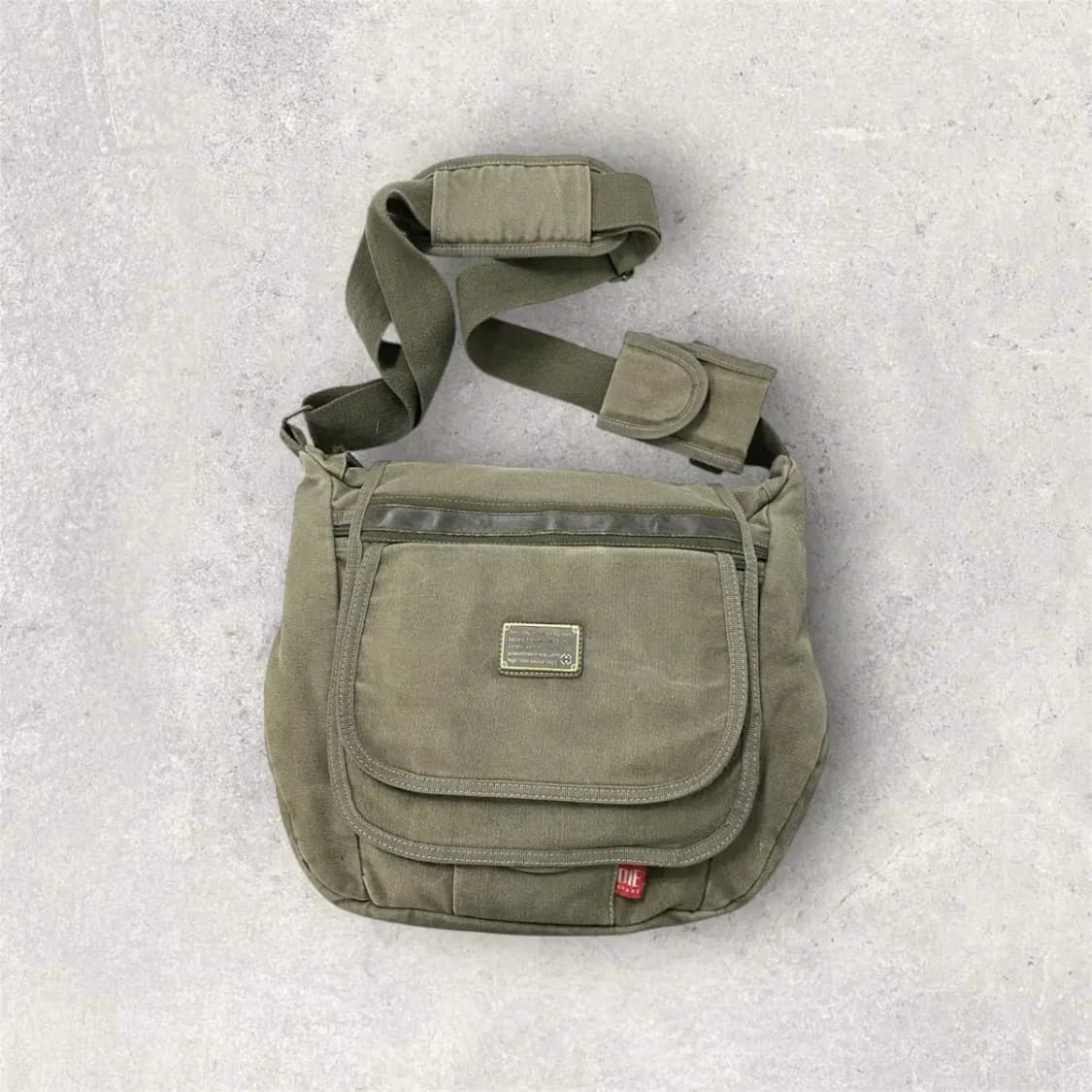 디젤 빈티지 캔버스 크로스 메신저백(B265) 상품이미지4