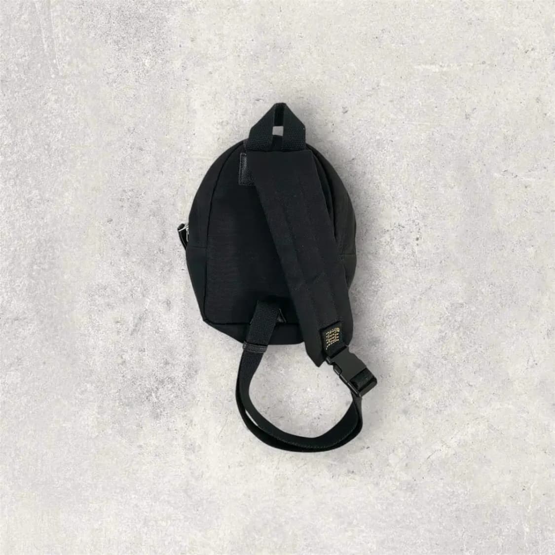 아크네스튜디오 미니 바디백(B274) 상품이미지2