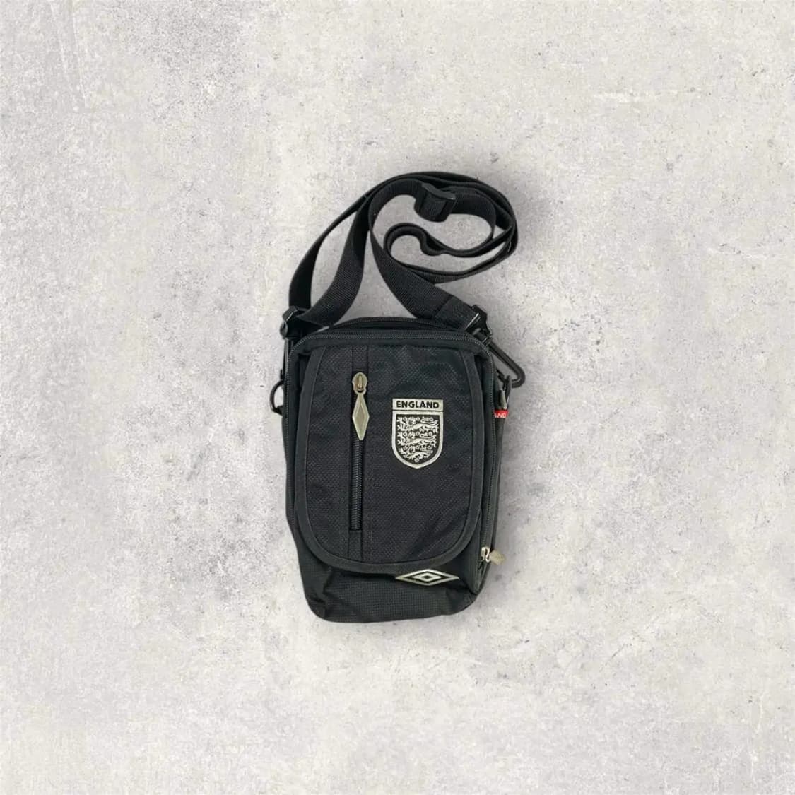 엄브로 잉글랜드 미니 크로스백(B278) 상품이미지1