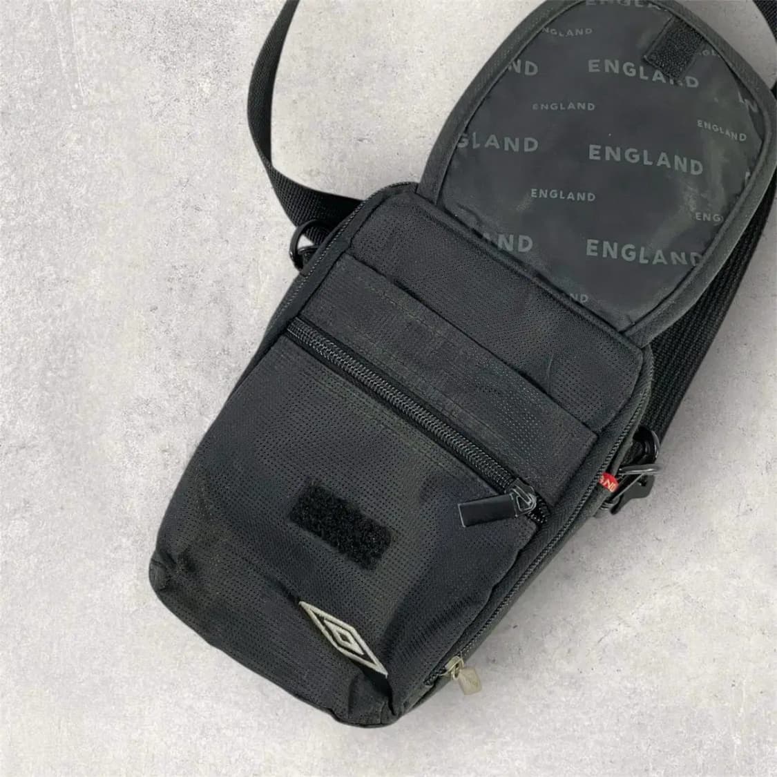엄브로 잉글랜드 미니 크로스백(B278) 상품이미지4