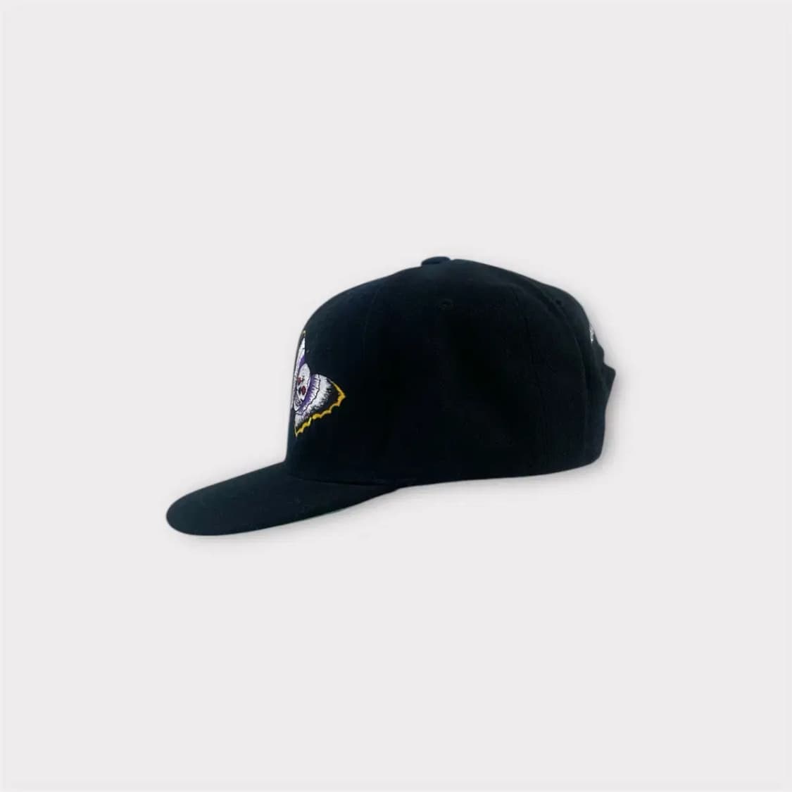 써지컬 스틸 해골 나비 자수 스냅백 (1578) 상품이미지3