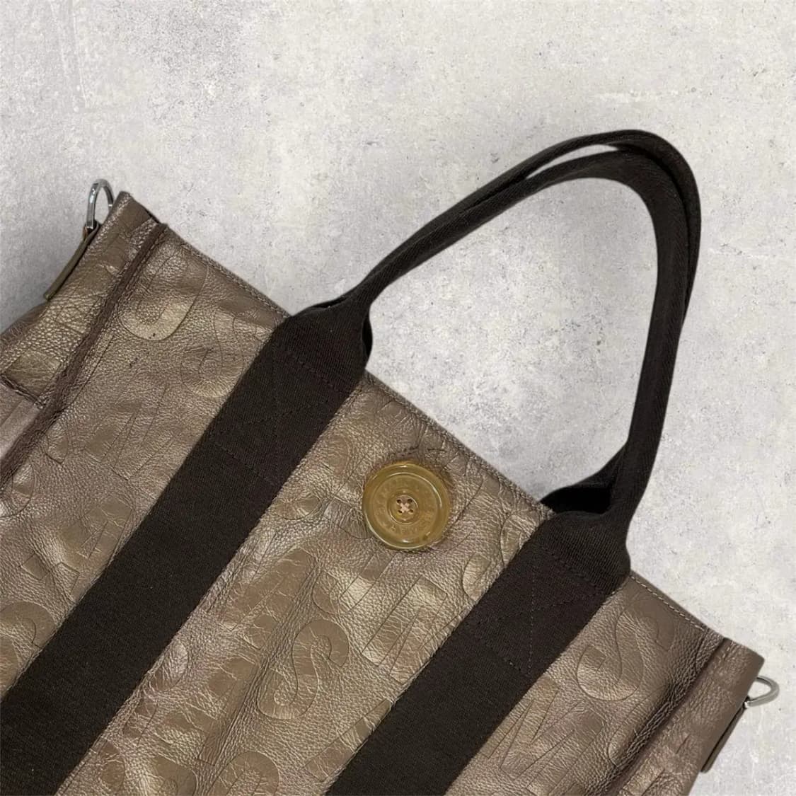 마이크제이콥스 레더 로고 토트백 (B287) 상품이미지5