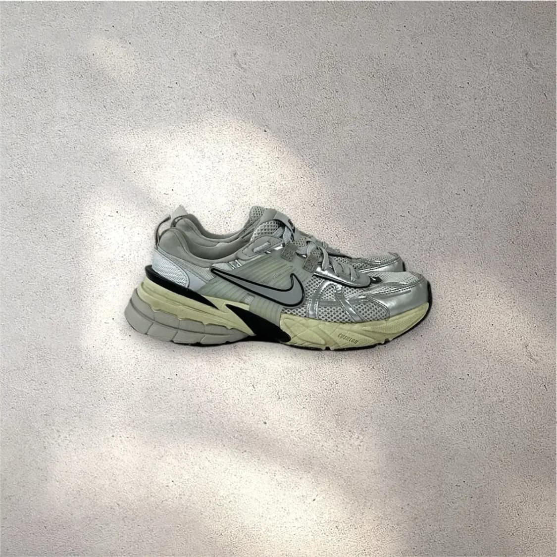 [245] 나이키 V2K 런 퓨어 메탈릭 실버 (No.478) 상품이미지5