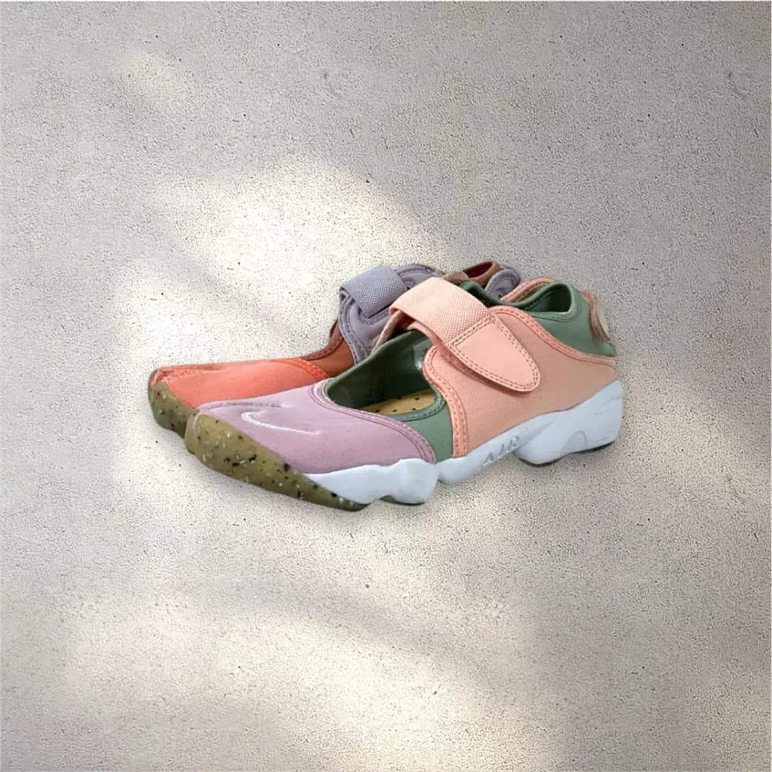 [240] 나이키 에어 리프트 크림슨 블리스 (No.481) 상품이미지1