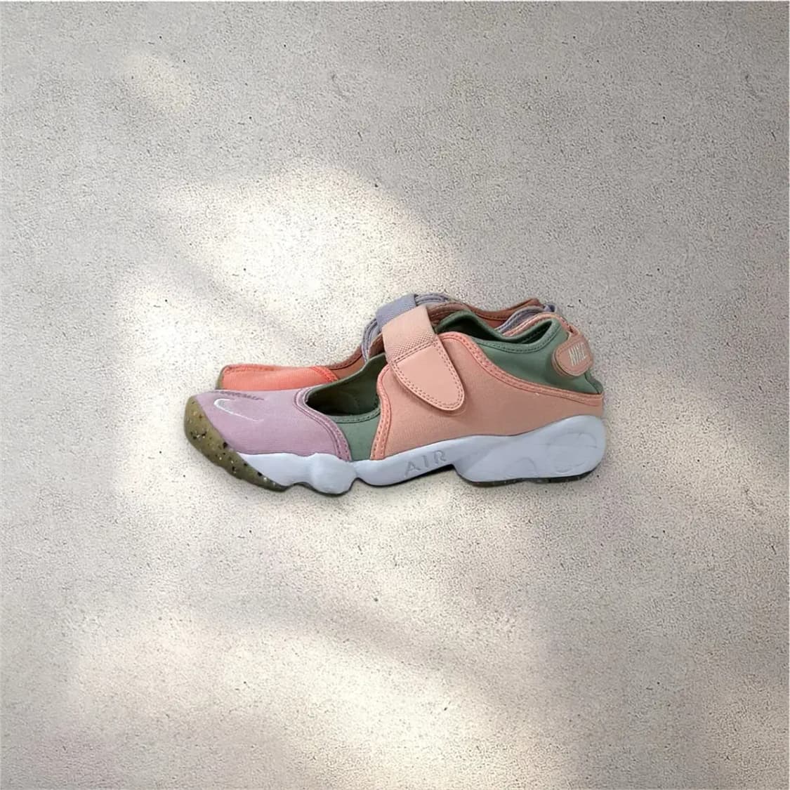 [240] 나이키 에어 리프트 크림슨 블리스 (No.481) 상품이미지4