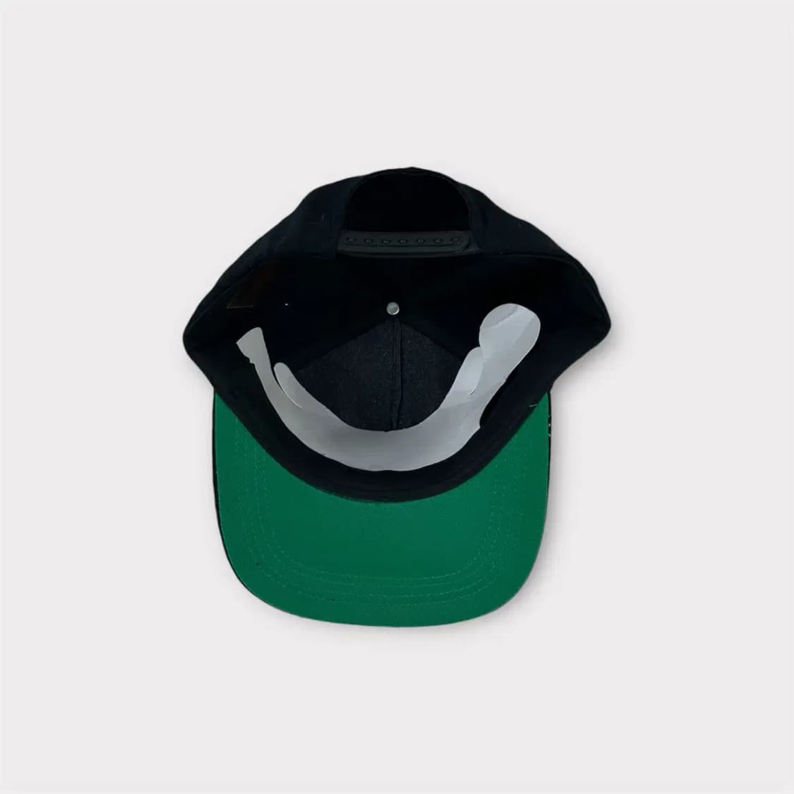 WHIP 자수 로고 스냅백 블랙 (1624) 상품이미지7