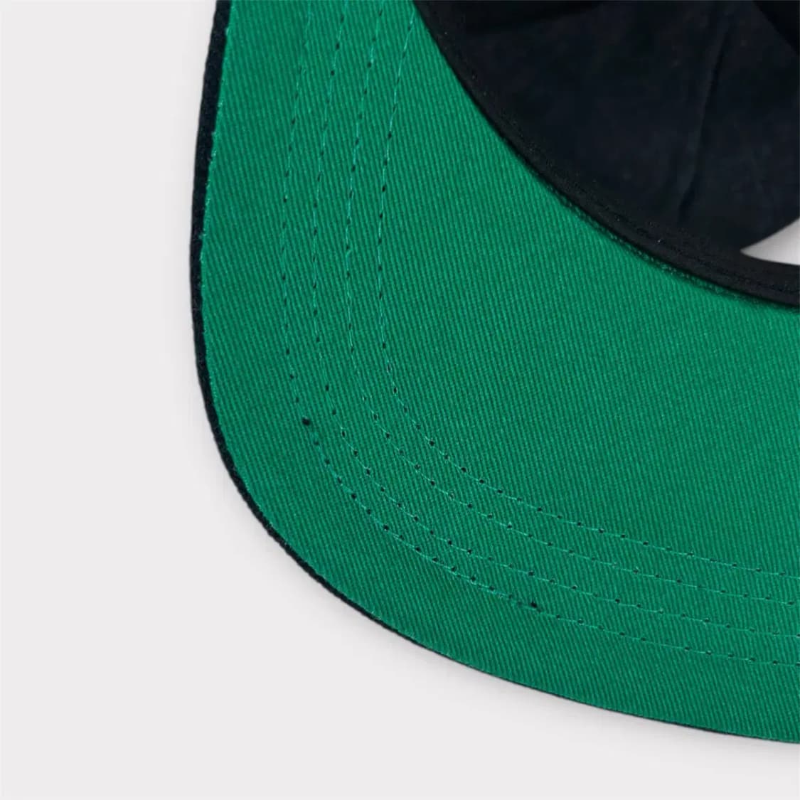 WHIP 자수 로고 스냅백 블랙 (1624) 상품이미지9