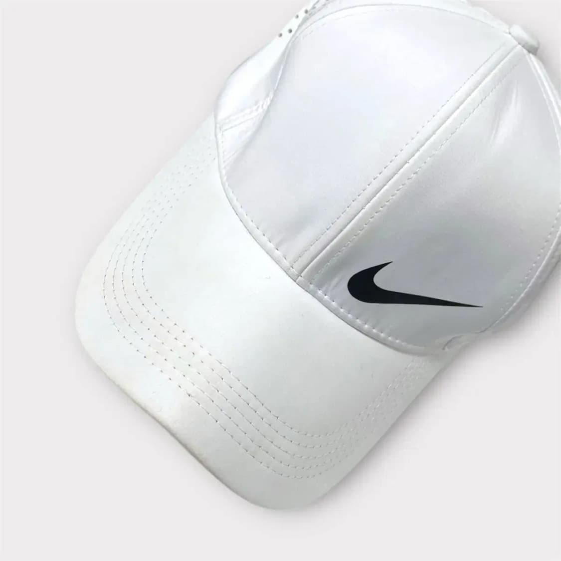 스우시 심플 로고 화이트 볼캡 (1725) 상품이미지8