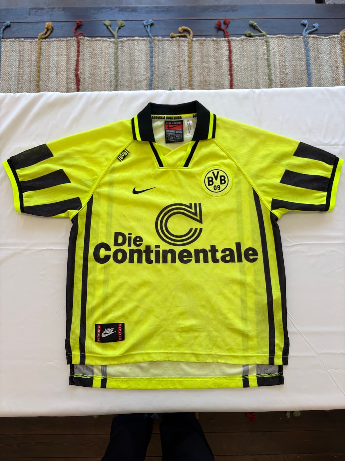 나이키 96-97 시즌 보루시아 도르트문트 홈 저지 상품이미지1