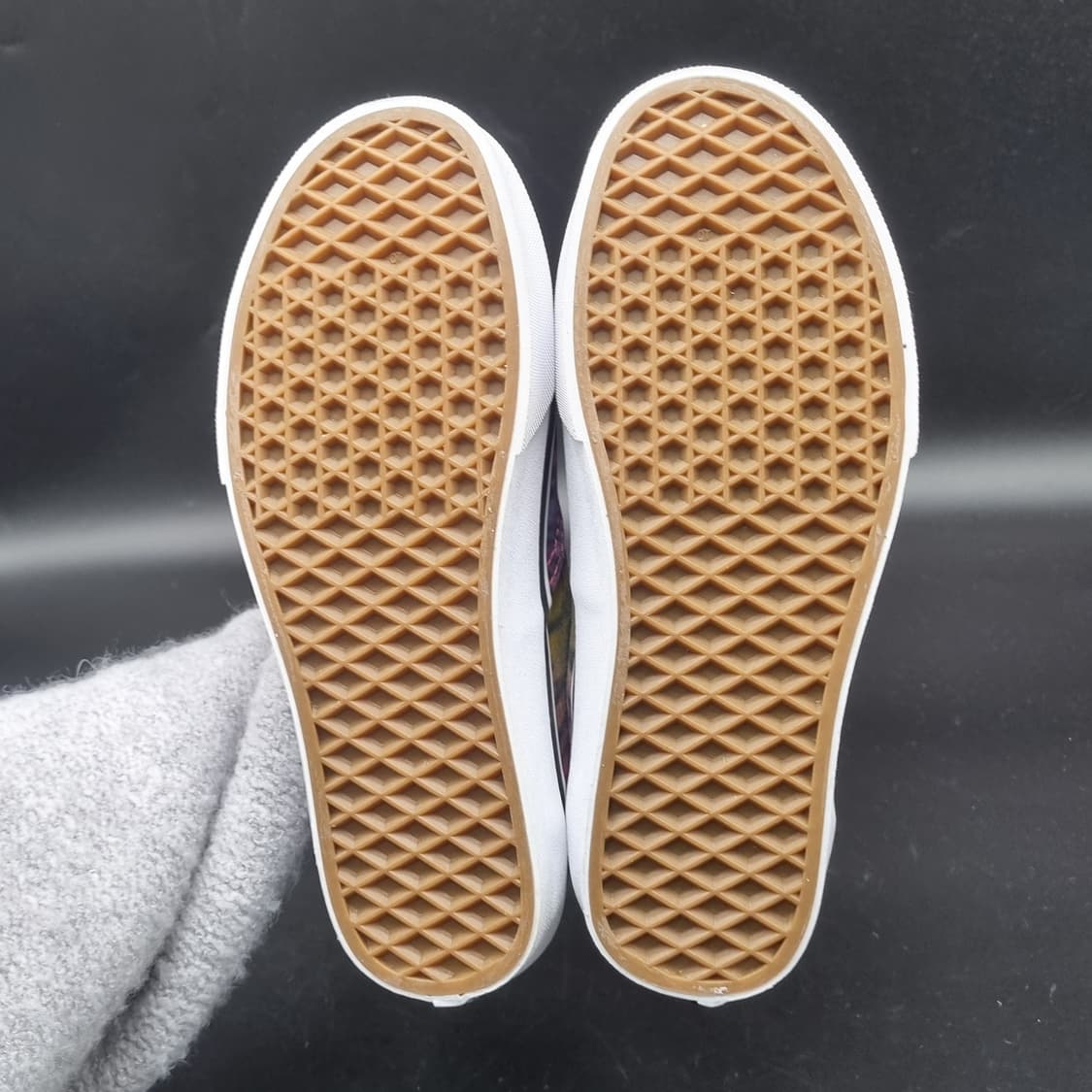 반스 어센틱 레인보우타이거  스니커즈240 상품이미지3