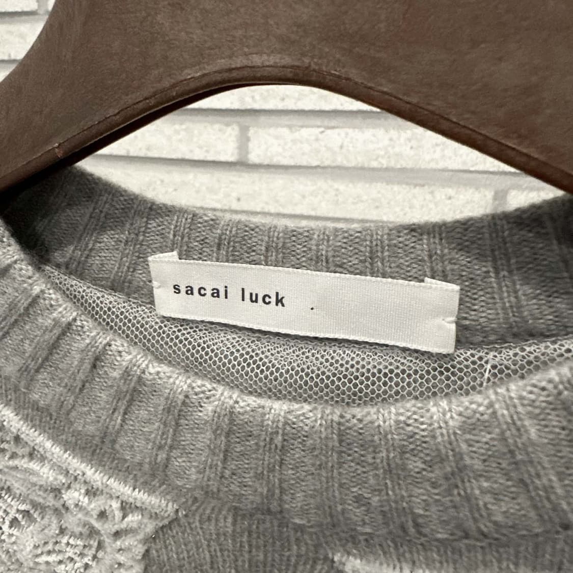 사카이 럭 라운드넥 니트 밑단 스트링 레이스 디테일 그레이 상품이미지6