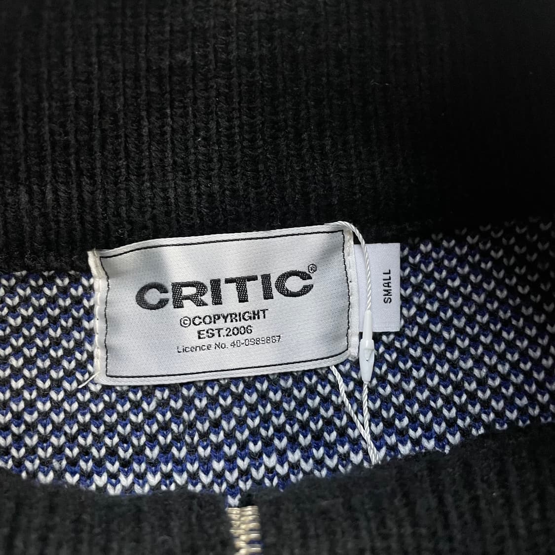 크리틱 레이싱 니트 집업 네이비 상품이미지5