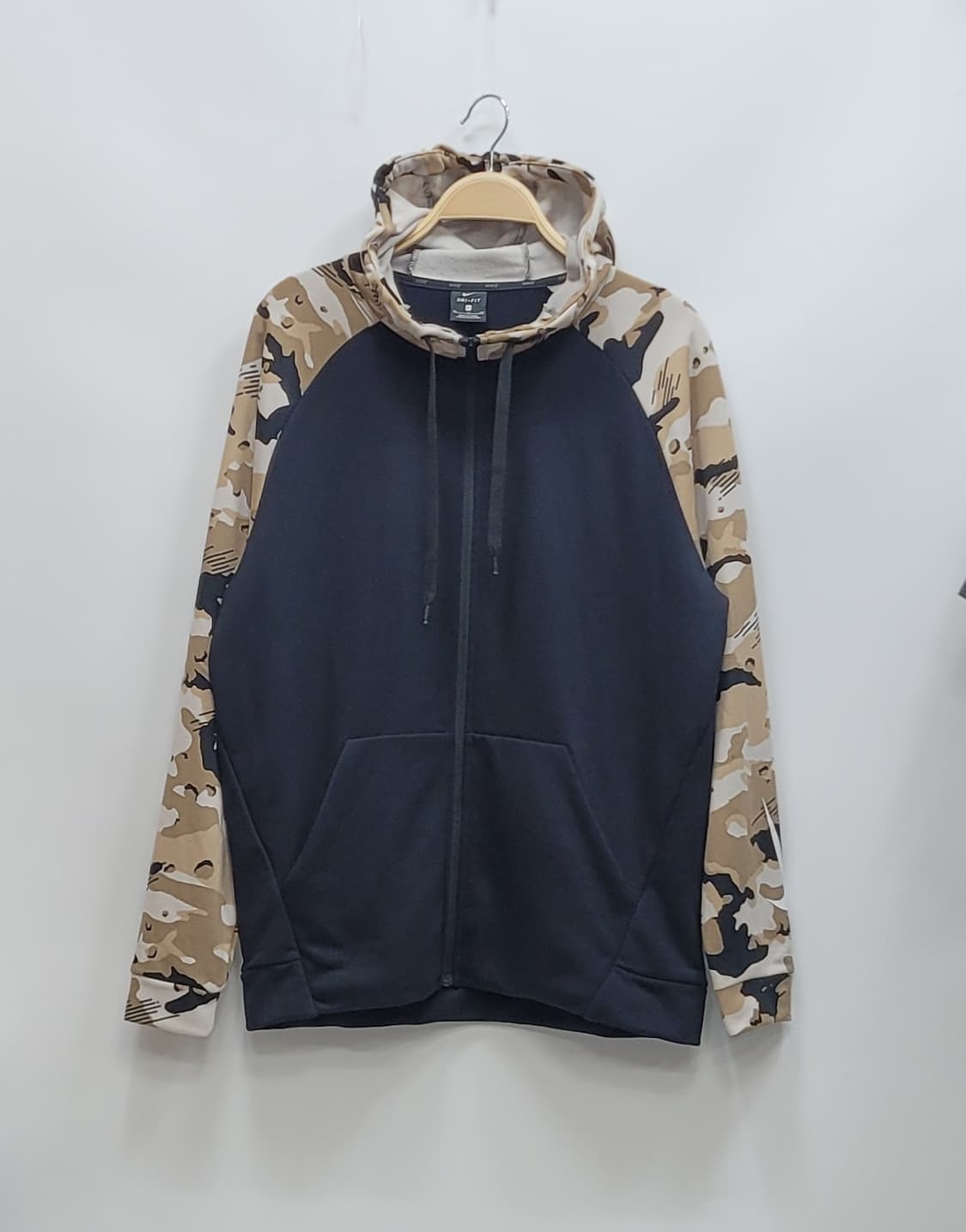 NIKE 나이키 드라이핏 플리스 카모 집업 후드 / 남 XL (105)
 상품이미지2