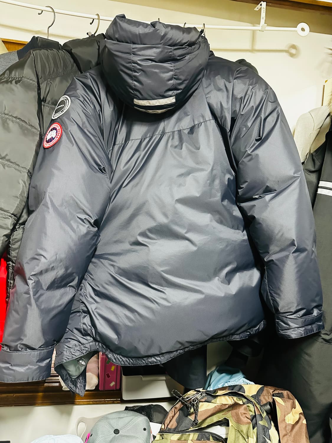 캐나다구스와이프로젝트 패딩 미디엄사이즈 상품이미지2