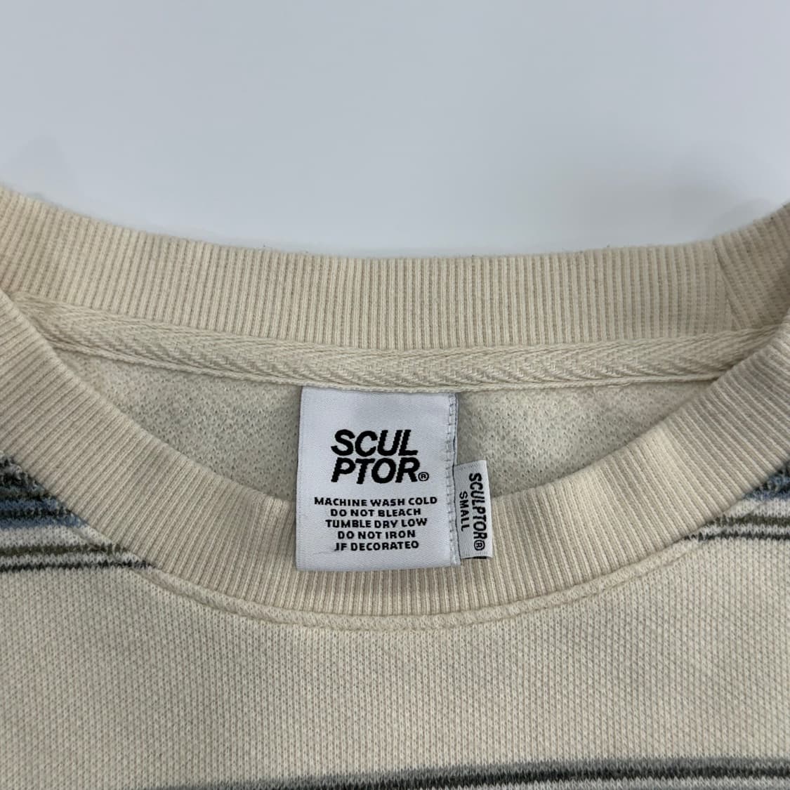 Sculptor 스컬프터 스트라이프 맨투맨 상품이미지5