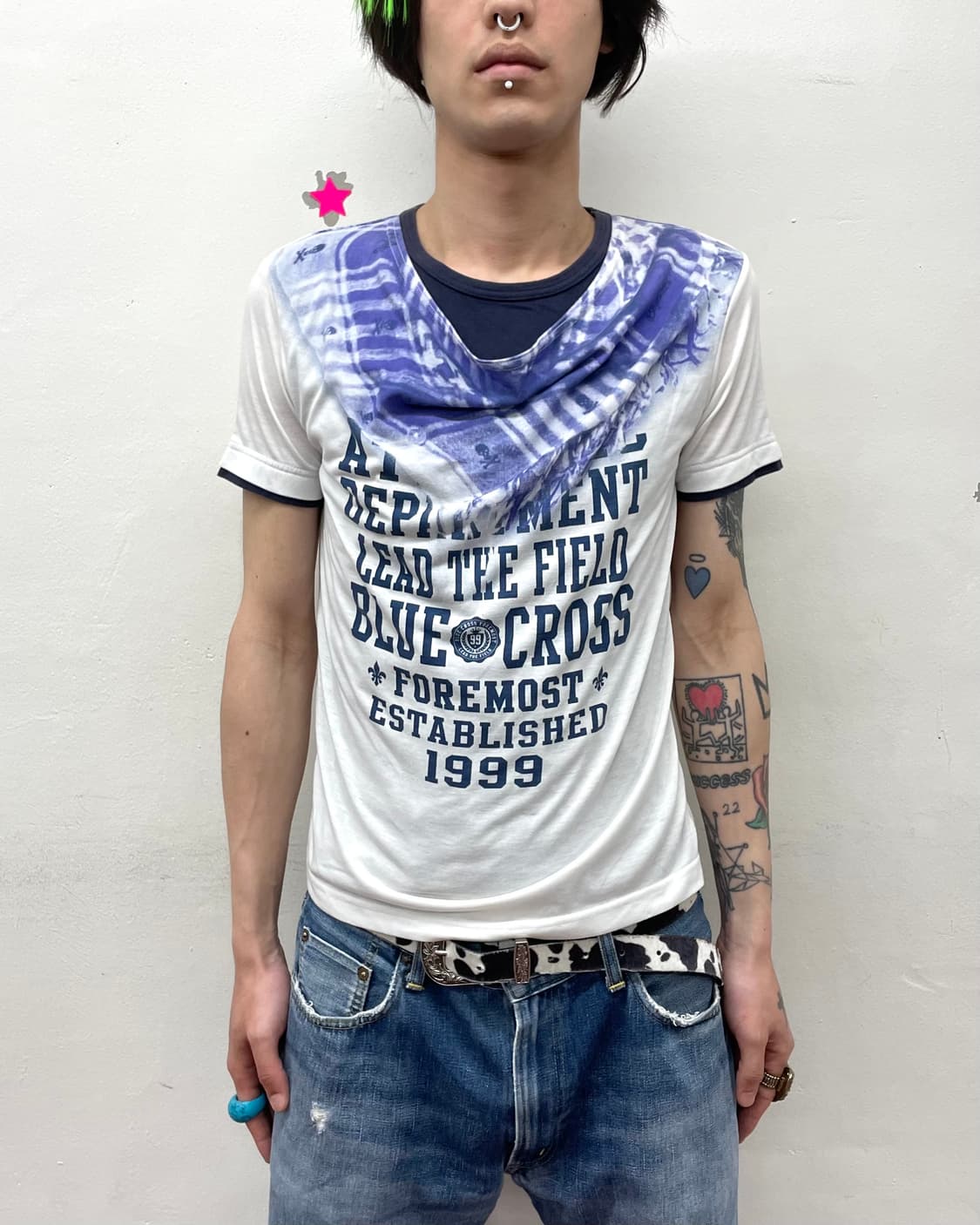 Blue scarf trong freu layered T-shirt  상품이미지1