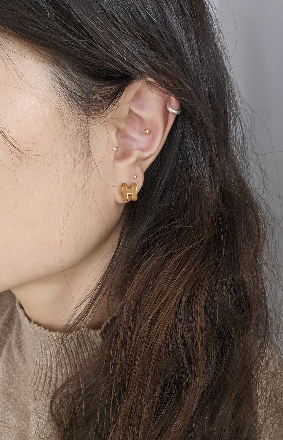 에르메스 팝아슈 미니 귀걸이 (뉴골드컬러) [정품] 상품이미지10