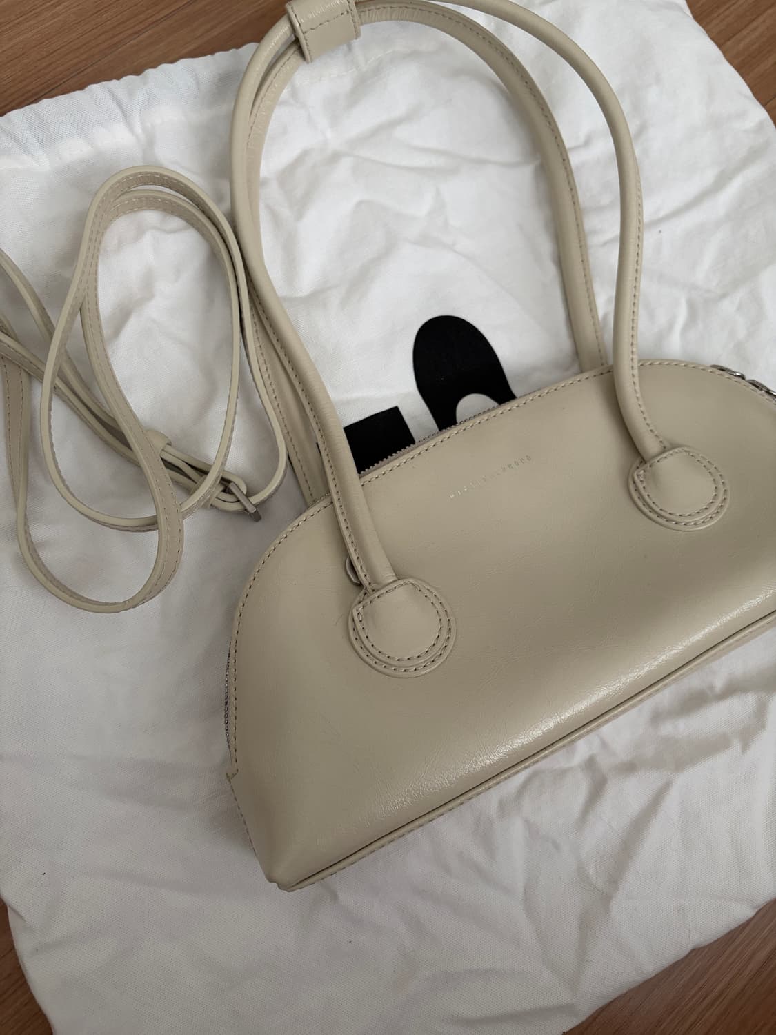 마지셔우드 베셋 숄더백 상품이미지2