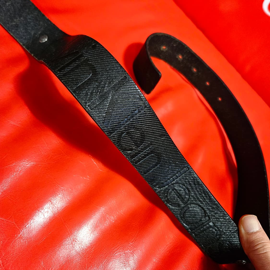 켈빈클라인 00's  y2k 빈티지 레터링 워시드 가죽 벨트 상품이미지3