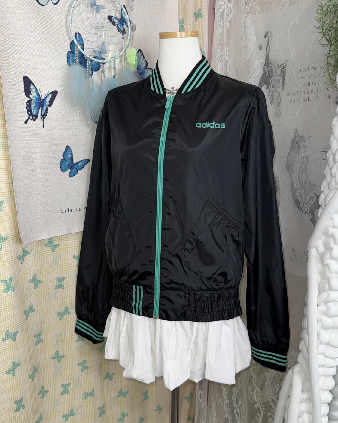 아디다스 블랙 & 민트 바람막이 집업 자켓 상품이미지3