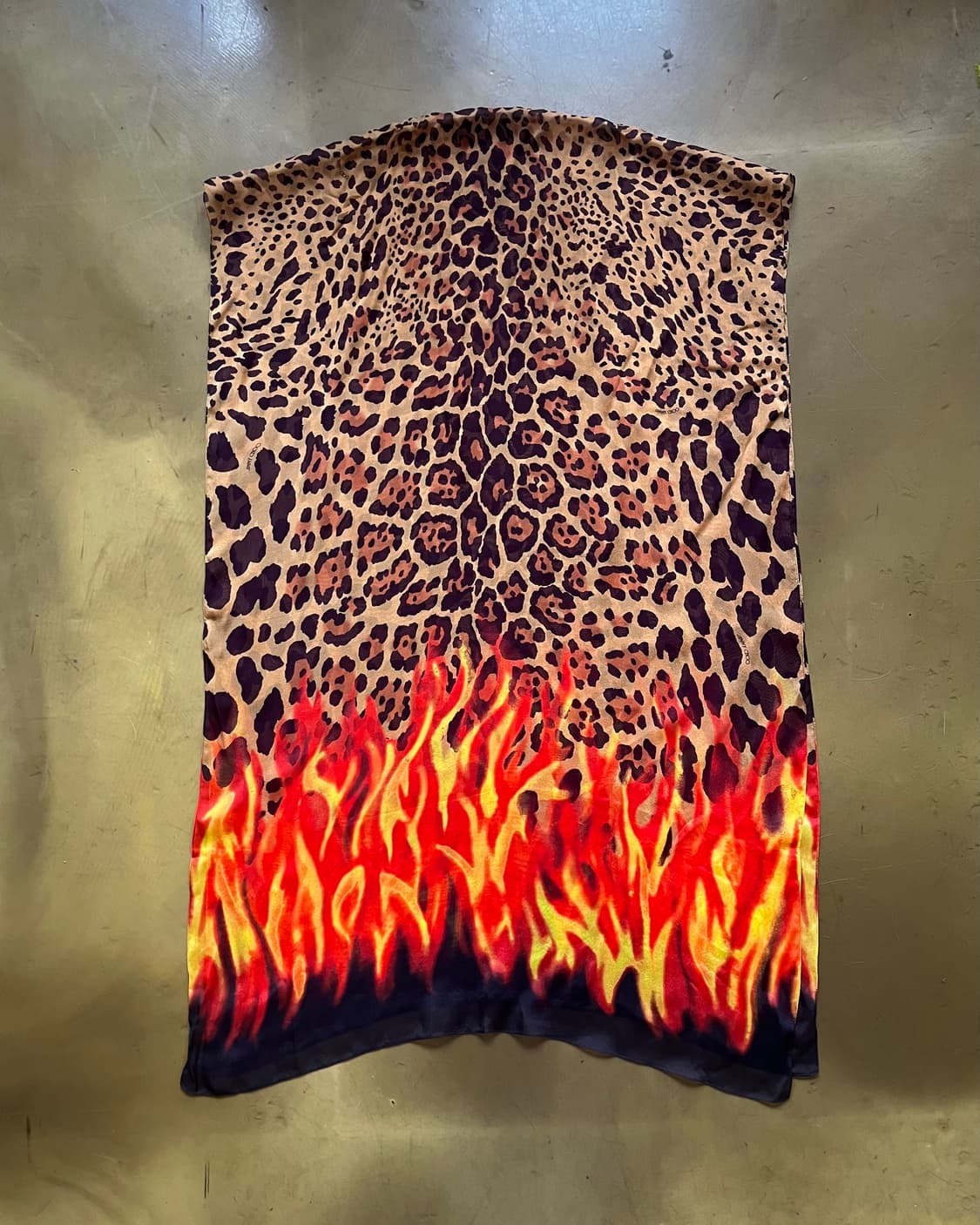 JIMMY CHOO Leopard & Flame Long Scarf 상품이미지6