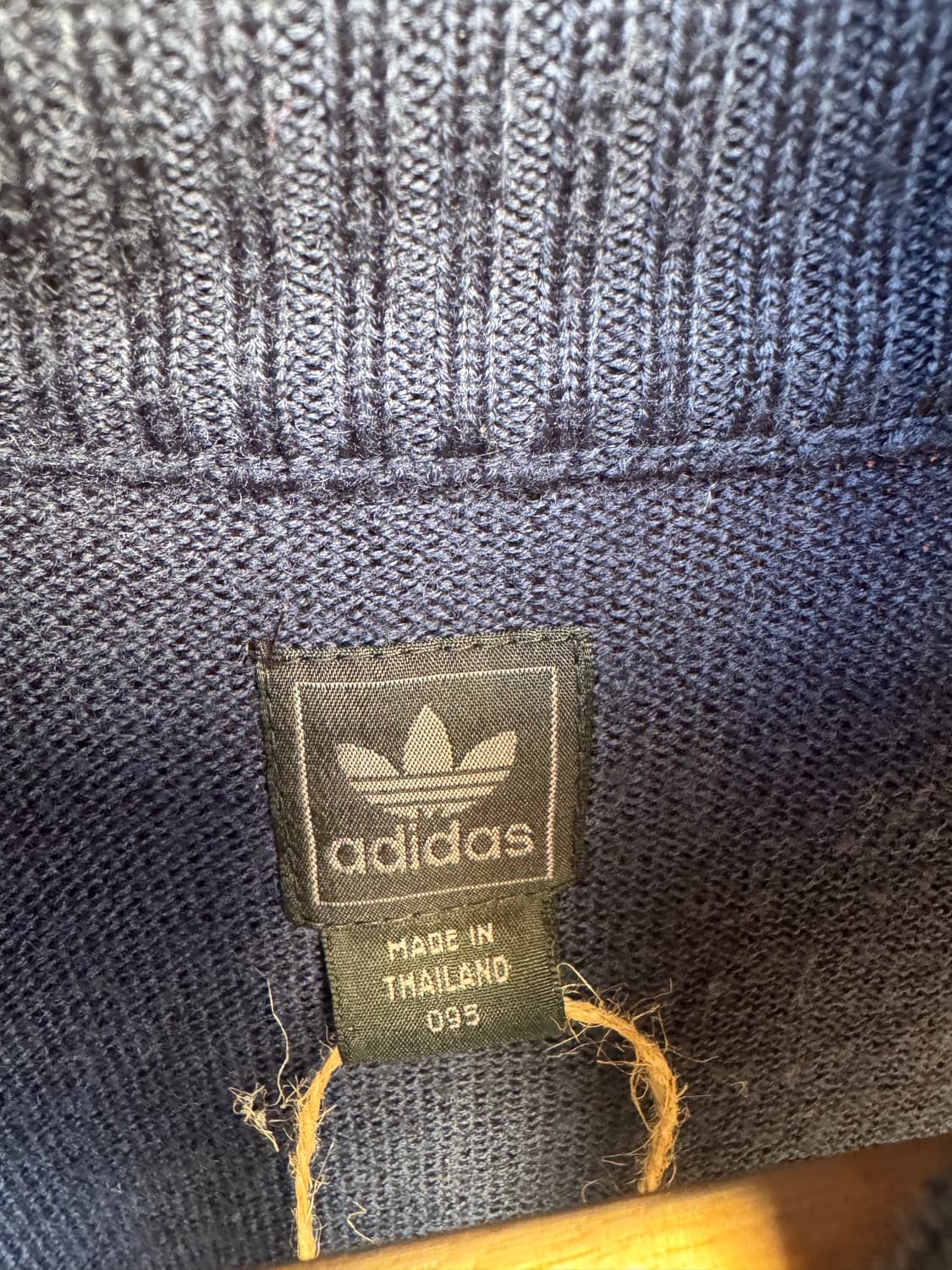 아디다스 레트로 네이비 멀티 스트라이프 니트집업 M 상품이미지4