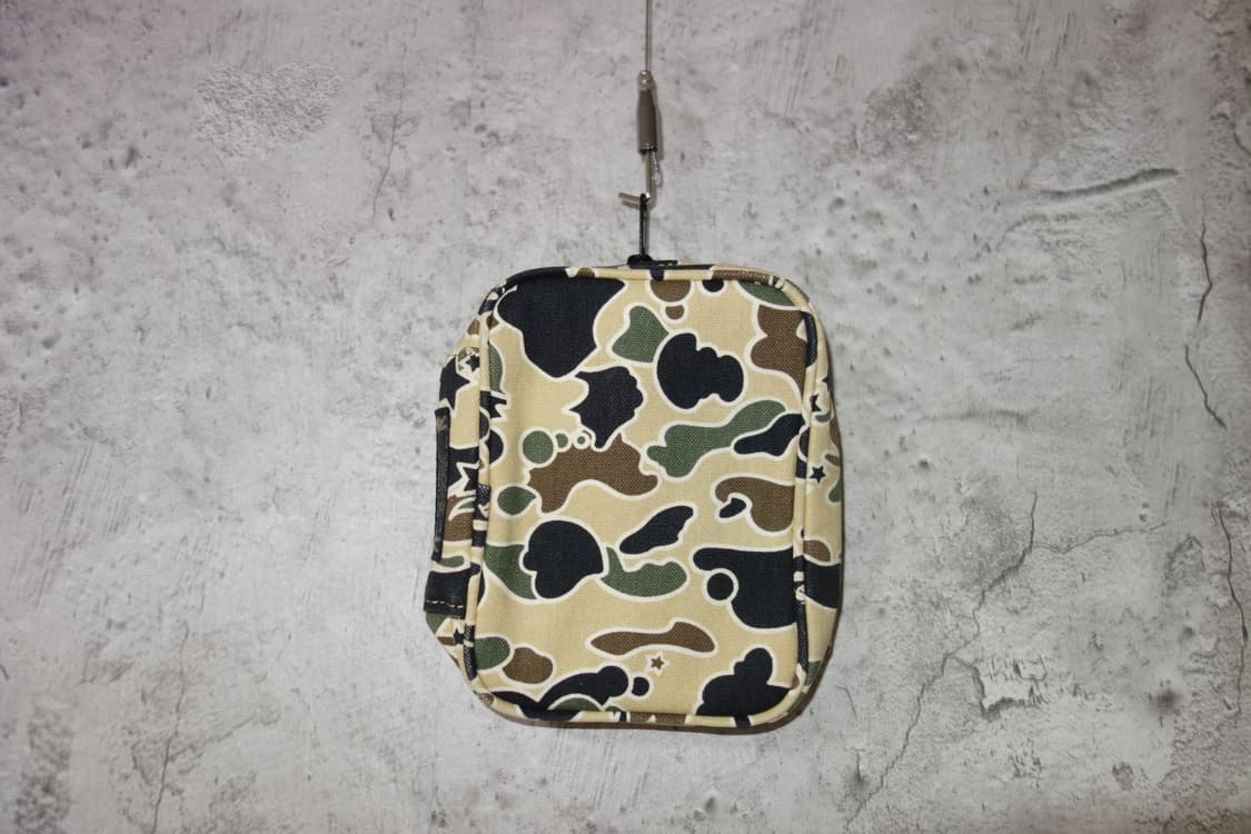 •베이프 초판 발매 피사체카모 파우치 상품이미지1