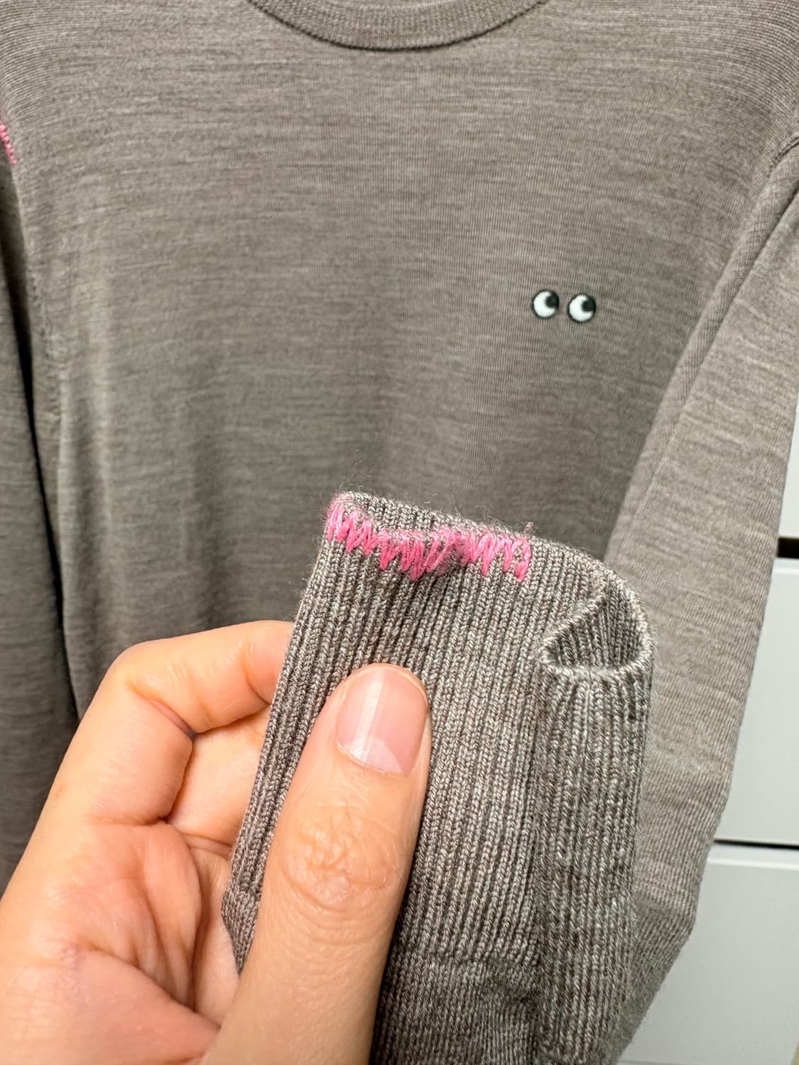 유니클로 X 안야힌드마치 니트 M사이즈 상품이미지5