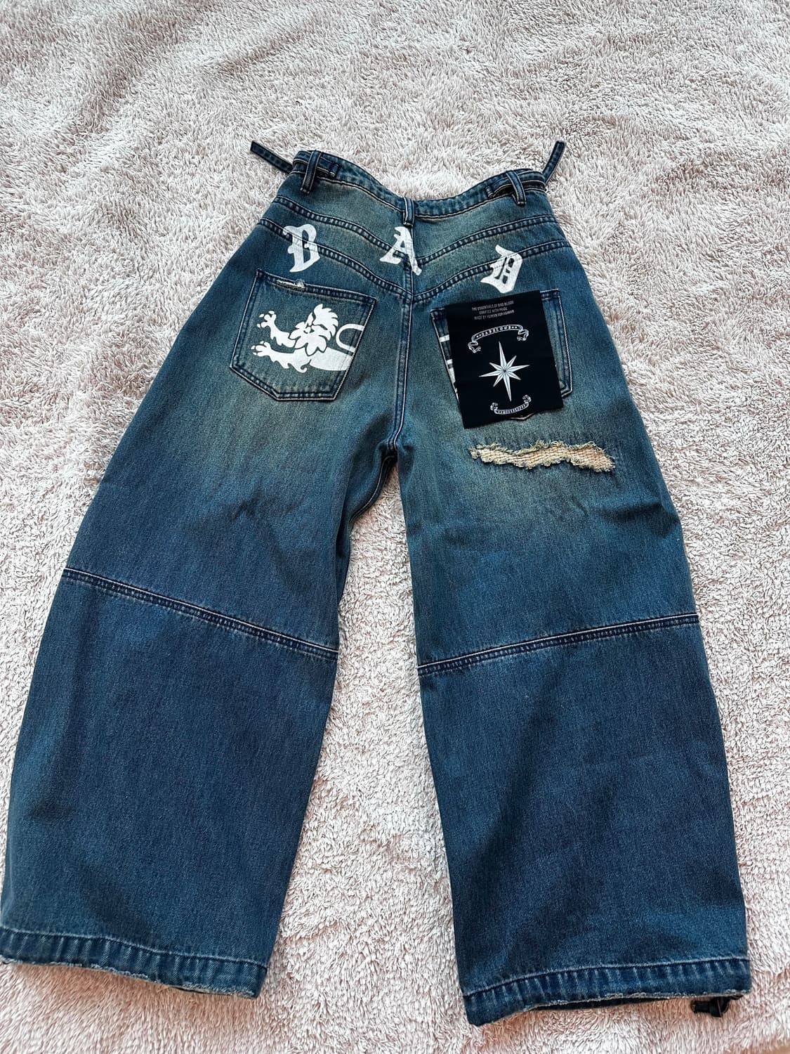 배드블러드 폴아웃 컨벡스 데님 팬츠 - 미드블루 상품이미지3