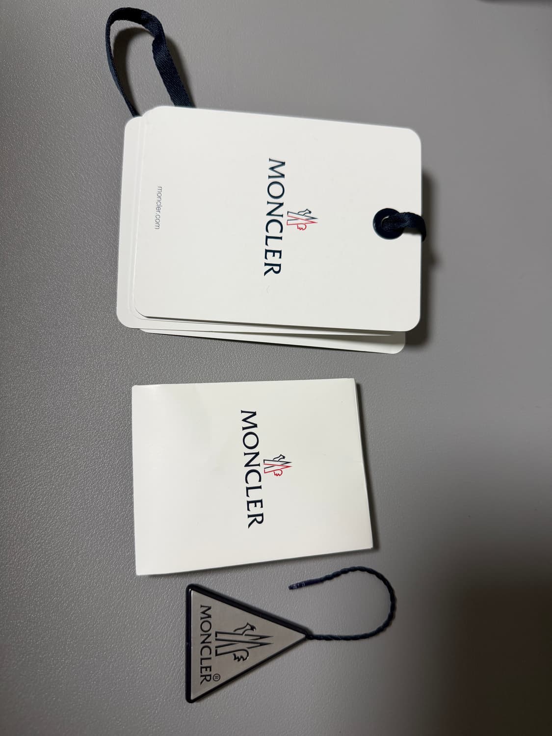 몽클레어 레모레이 5사이즈 판매합니다! 상품이미지6