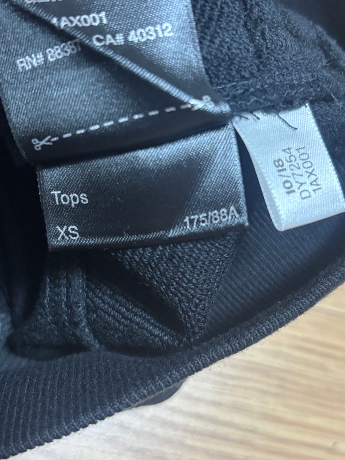 [새상품/M] Y-3 요지야마모토 후드집업 상품이미지6