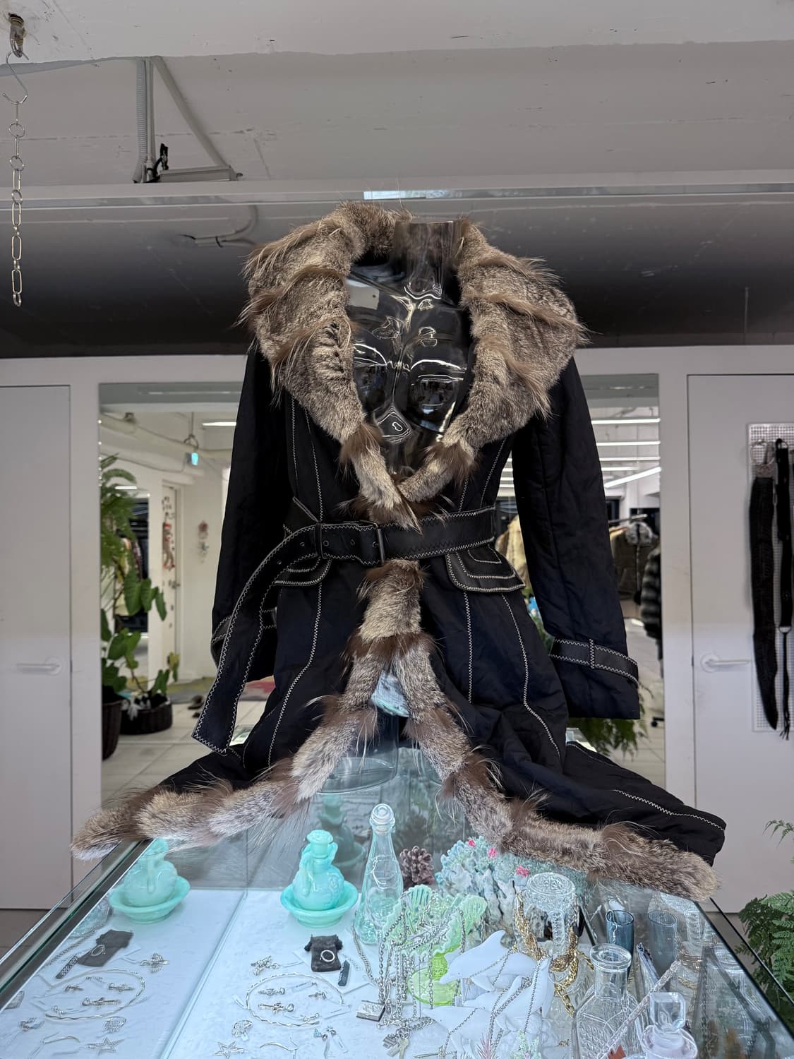 fur trim stitch coat 상품이미지1