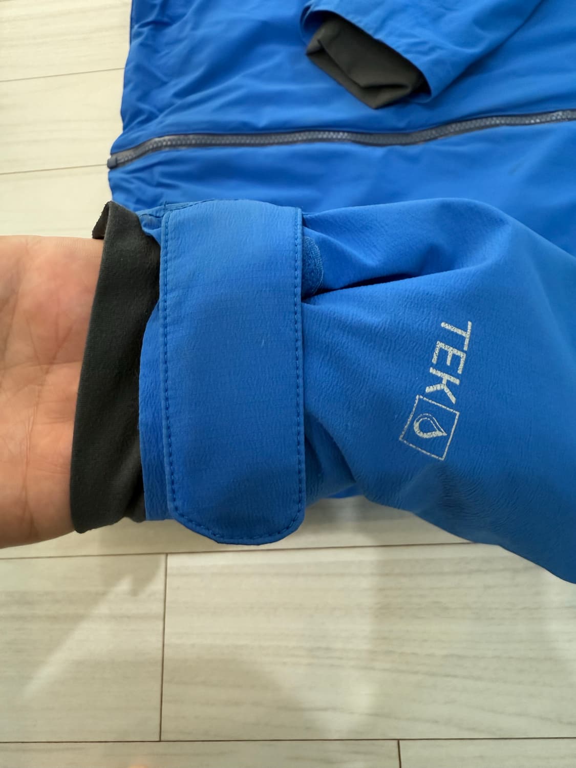 엘엘빈 프리마로프트 방수방풍 자켓 상품이미지3