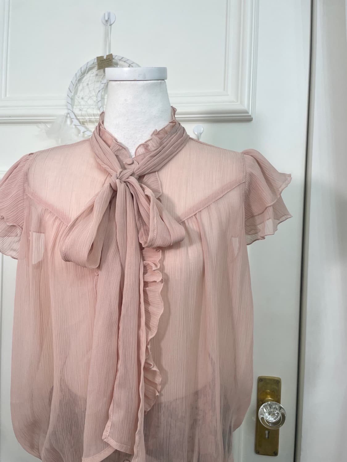 indi pink bow point ruffle summer blouse 상품이미지7