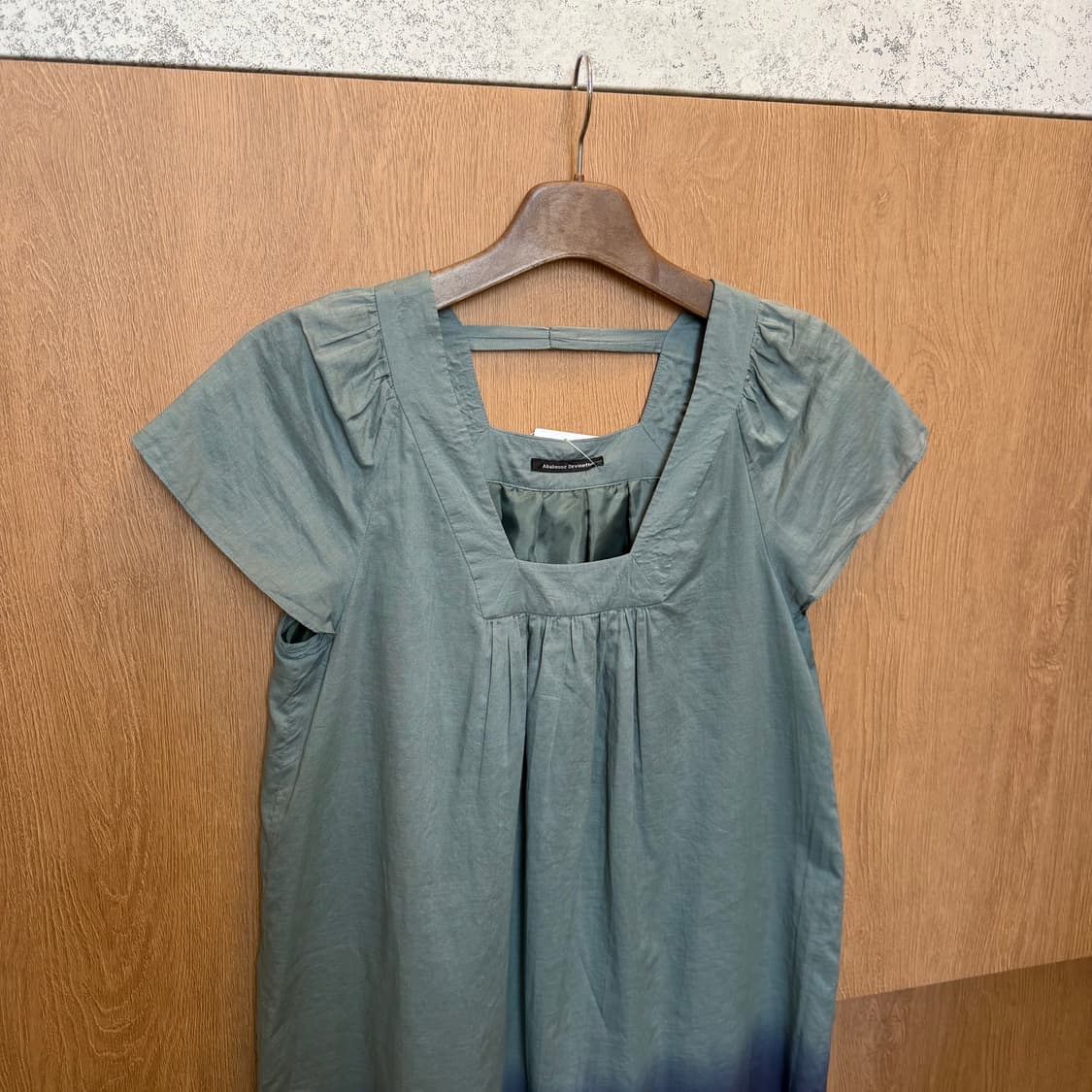 아바하우스 반팔 미디 원피스 스퀘어넥 셔링 그라데이션 타이 디테일 민트 상품이미지6