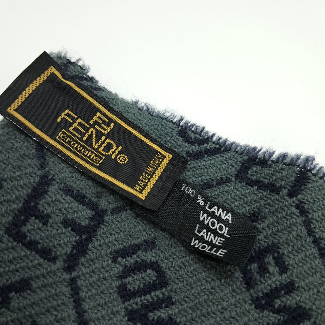 MX198 펜디 FF 모노그램 세이지그린 네이비 울 양면 목도리 머플러 상품이미지6