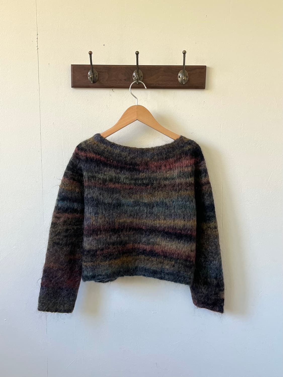 WENDY TRENDY 모헤어 크롭 스웨터 상품이미지3