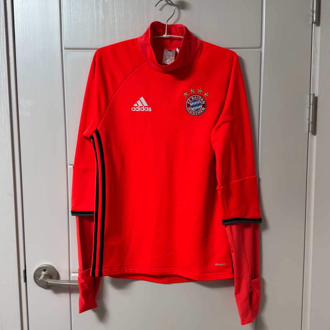 아디다스 바이에른 뮌헨 트레이닝탑 상품이미지2