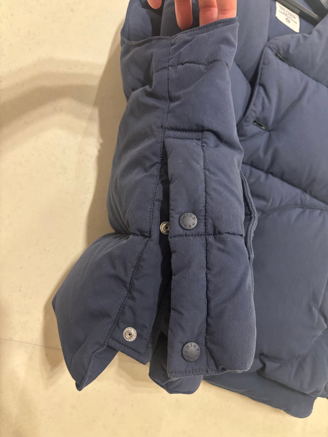 [S] 나나미카 네이비 다운 베스트 상품이미지6